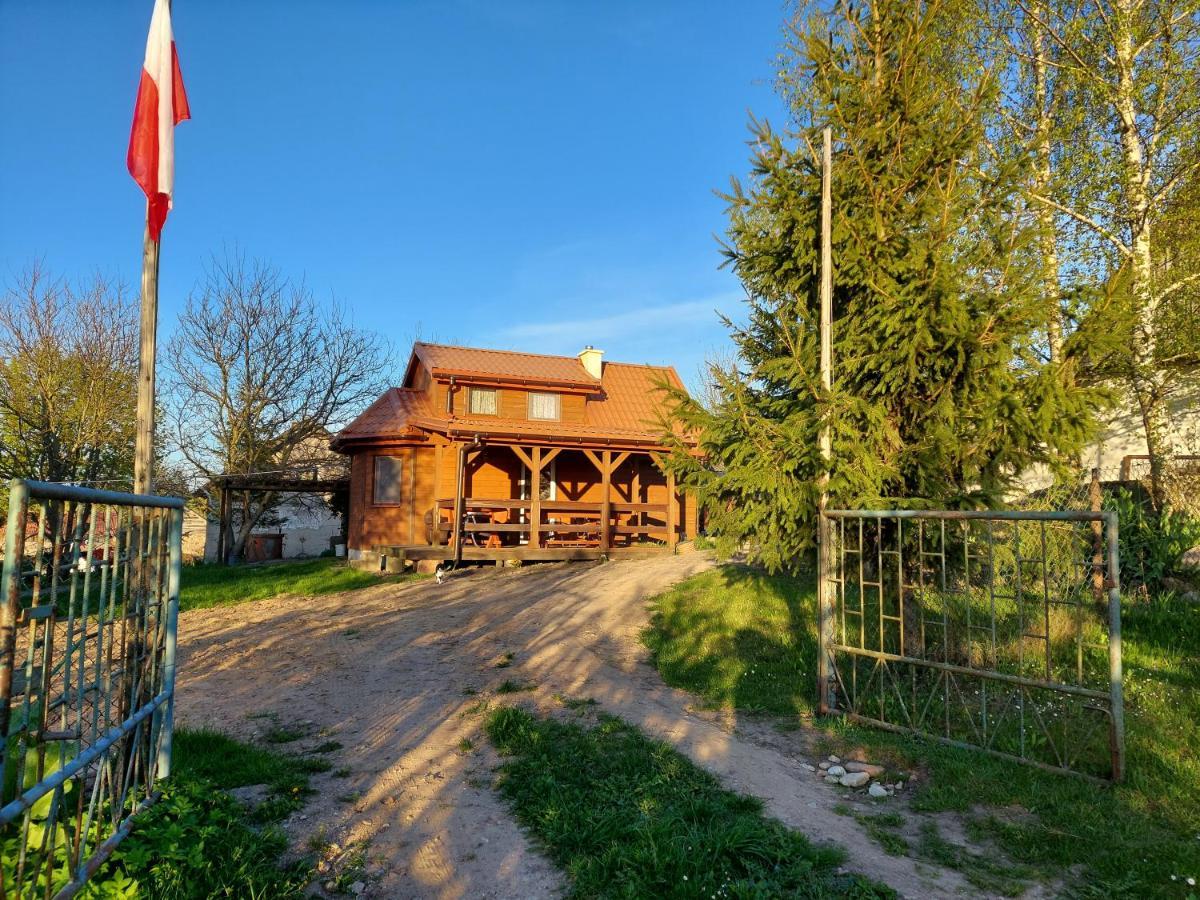 Domek Bialojany Экстерьер фото